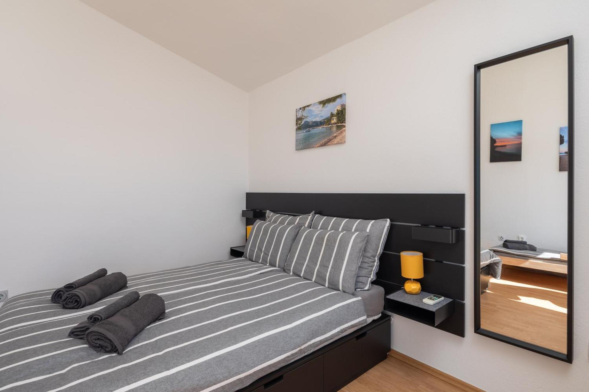 Sunshine Suites 오미스 외부 사진