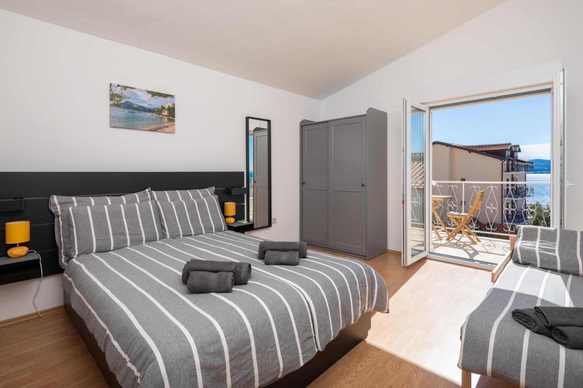 Sunshine Suites 오미스 외부 사진