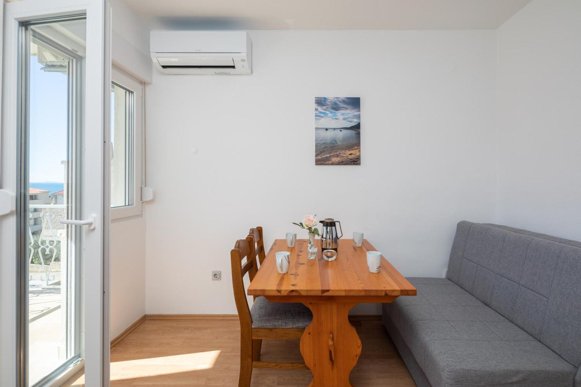 Sunshine Suites 오미스 외부 사진